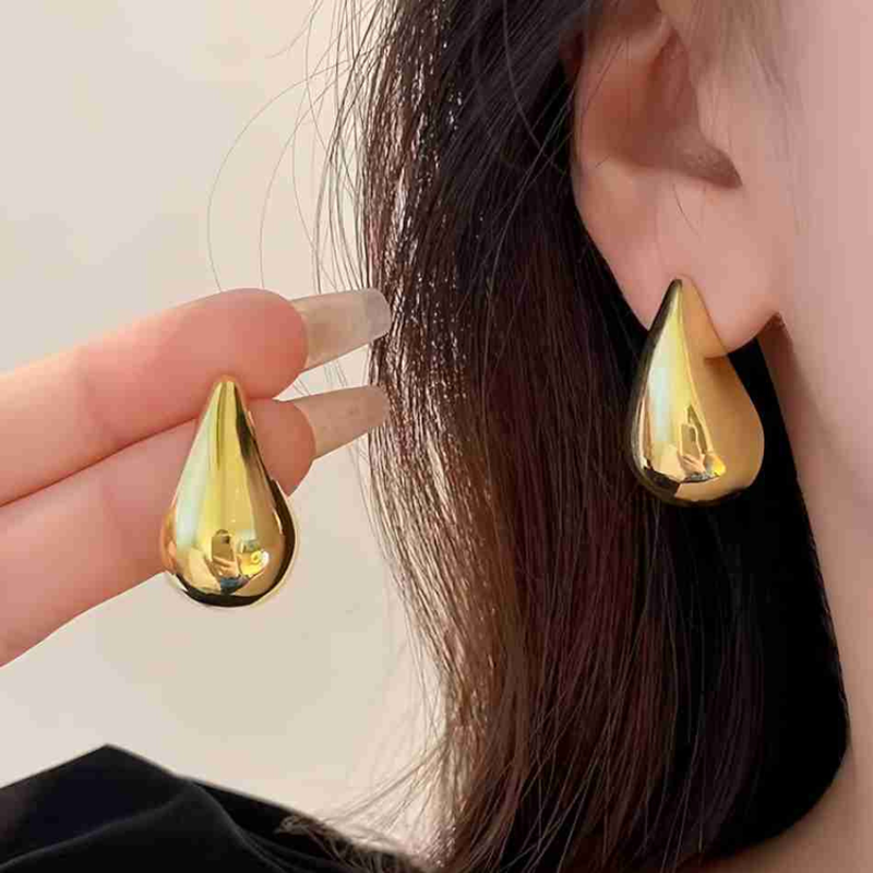 Dun’s Treasure Gold Statement Drop Earrings