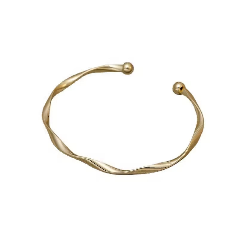 Mobius Twist Bangle Bracelet (Gold) – Minimalist Fashion Jewelry for Men & Women
