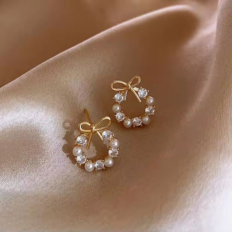 Luxury Pearl Bow Knot Stud Earrings – Elegant & Timeless Jewelry for Women