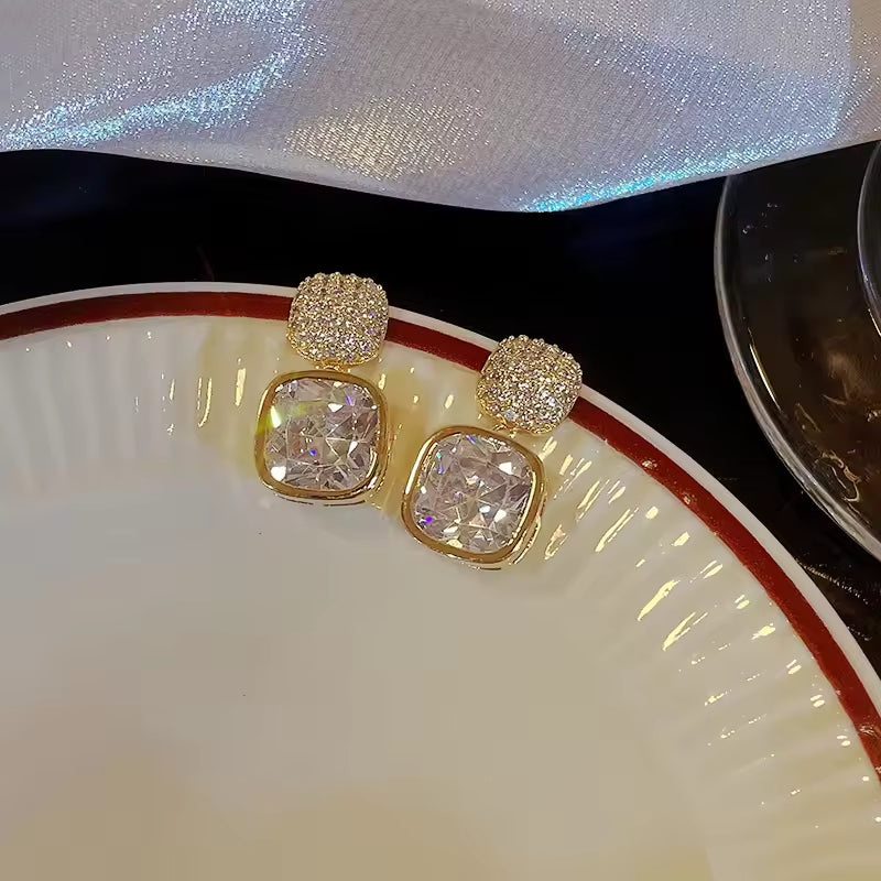 Square Stud Pearl Earrings