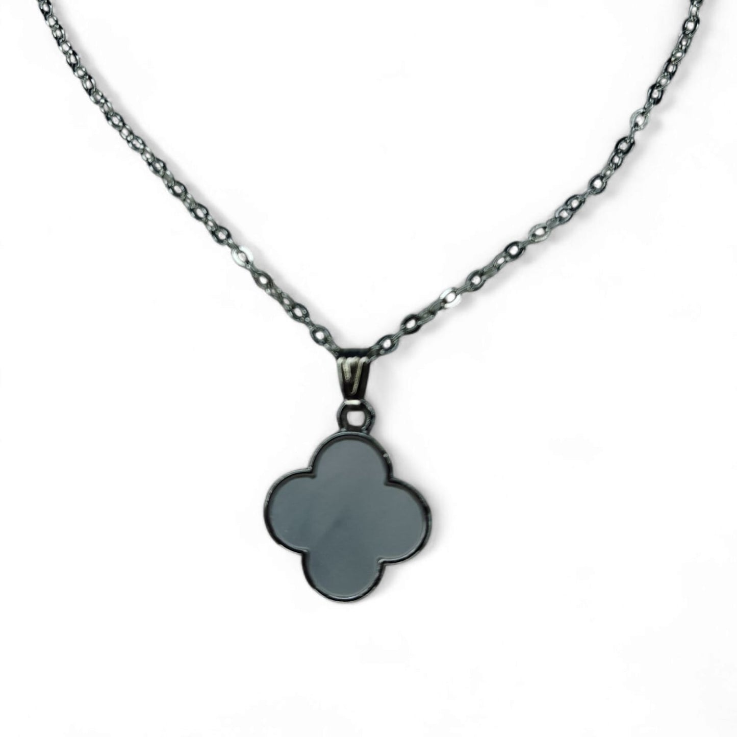 Four Leaf Clover Pendant – Lucky Charm Jewelry for Women & Girls