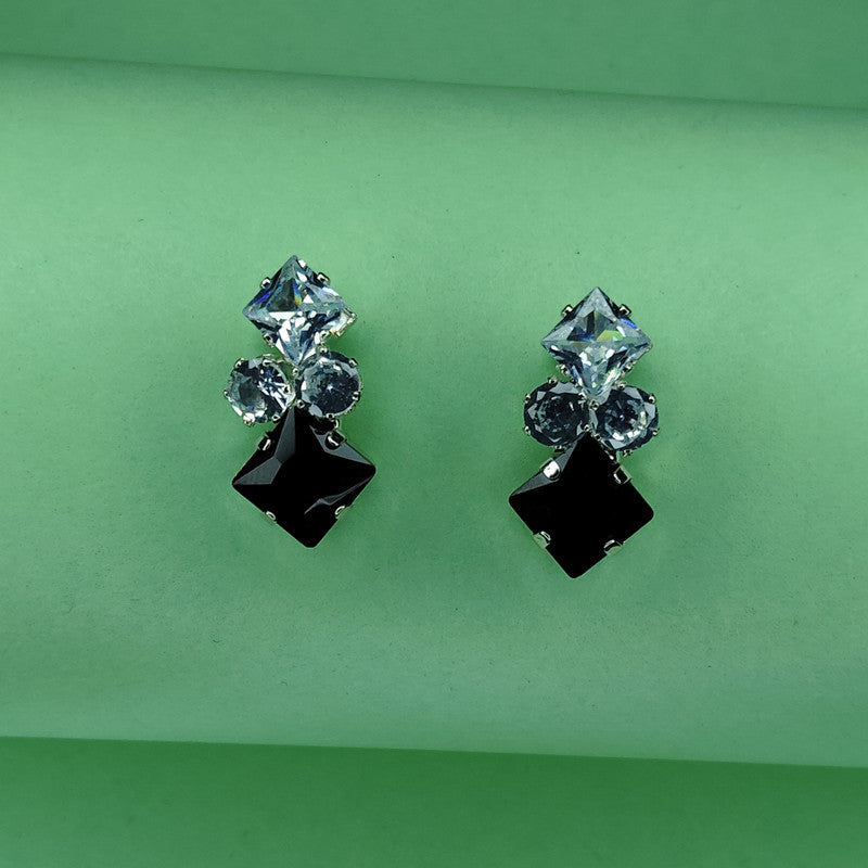 Dun’s Treasure Minimalist Starburst Stud Earrings