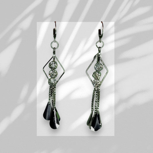 Dun’s Treasure Gothic Tassel Dangle Earrings