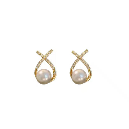 Minimalist Tassel & Pearl Stud Earrings
