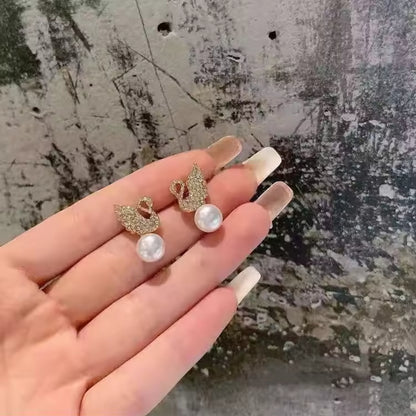 Swan Imitation Pearl Earrings – Graceful & Elegant Jewelry for Women