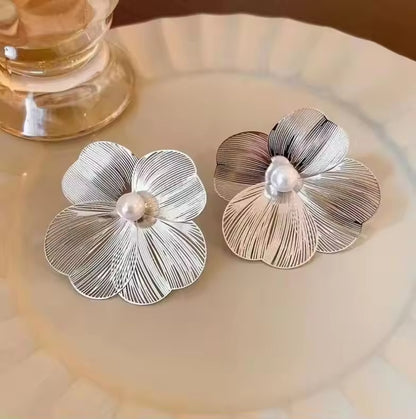 Metal Simple Four Petal Flower Premium Earrings (White) – Elegant Floral Studs for a Classic Look