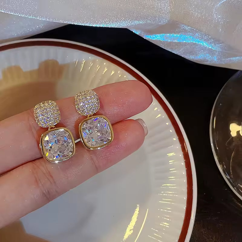 Square Stud Pearl Earrings