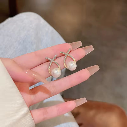Minimalist Tassel & Pearl Stud Earrings