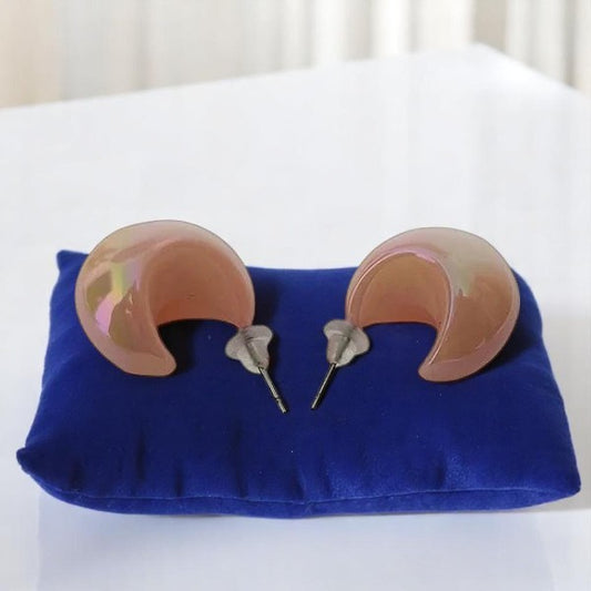 Dun’s Treasure Pink Glow Crescent Earrings