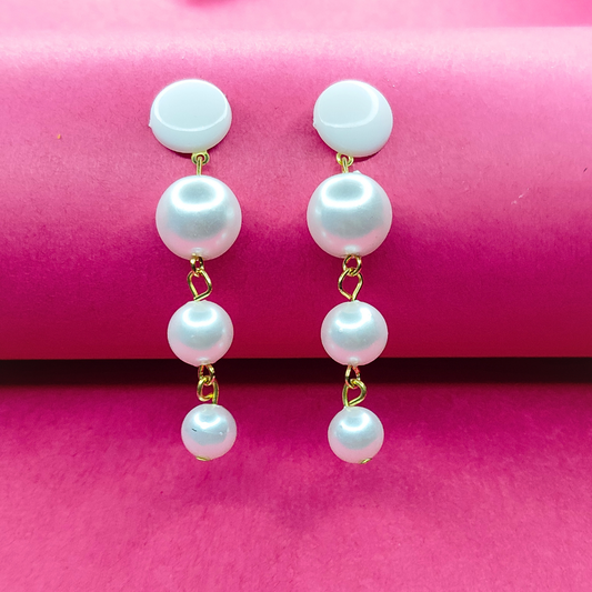 Dun’s Treasure Triple Pearl Drop Earrings
