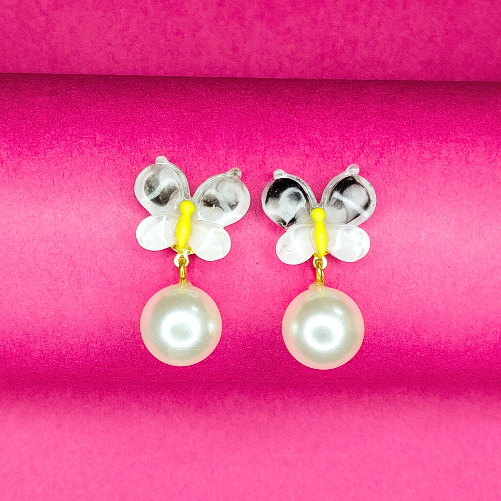 Dun’s Treasure Butterfly Pearl Drop Earrings – Elegant & Lightweight